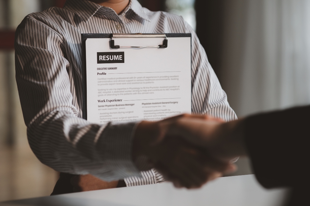 Sell Yourself with Storytelling